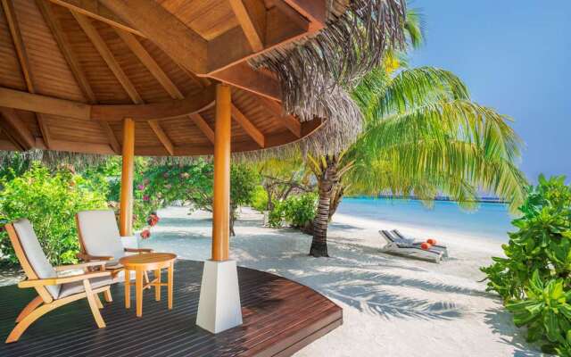 Sheraton Maldives Full Moon Resort & Spa