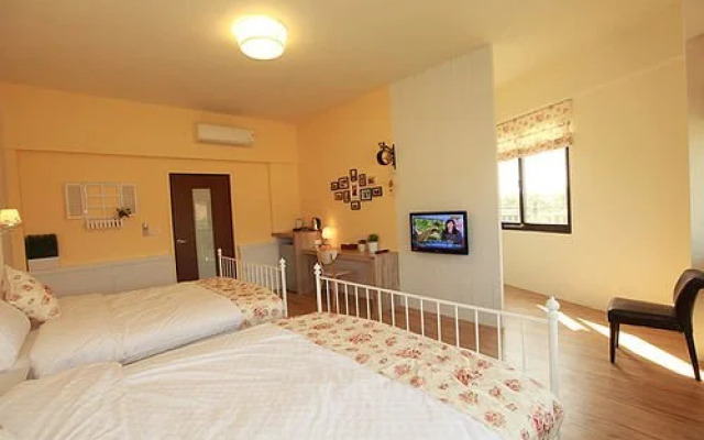 I See U 298 Hostel