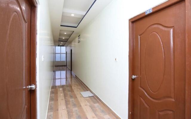 OYO 8896 Hotel King Safire
