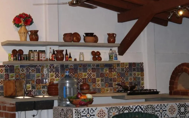 BM Zihua Casa de Huéspedes