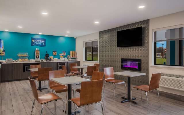 Clarion Pointe Harrodsburg-Danville