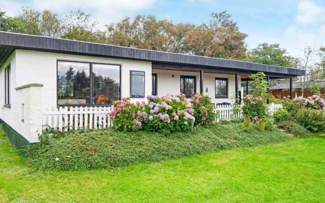 8 Person Holiday Home in Struer-by Traum