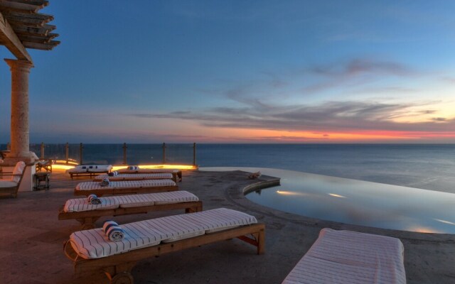 Sophisticated Cliffside Platinum Villa Turquesa 9BR Overlooking the Pacific