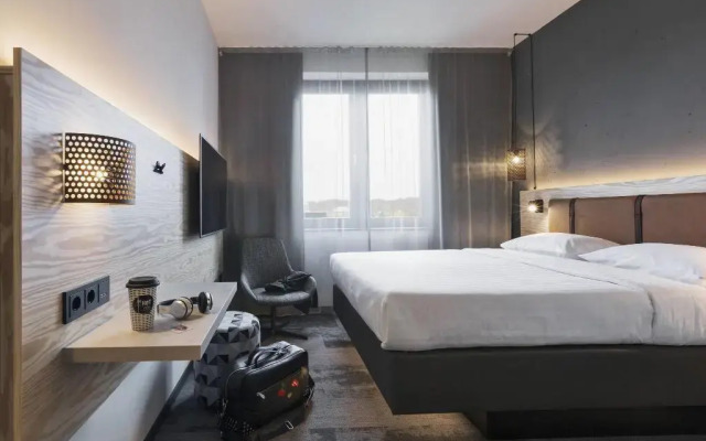 Hotel Moxy Duesseldorf South