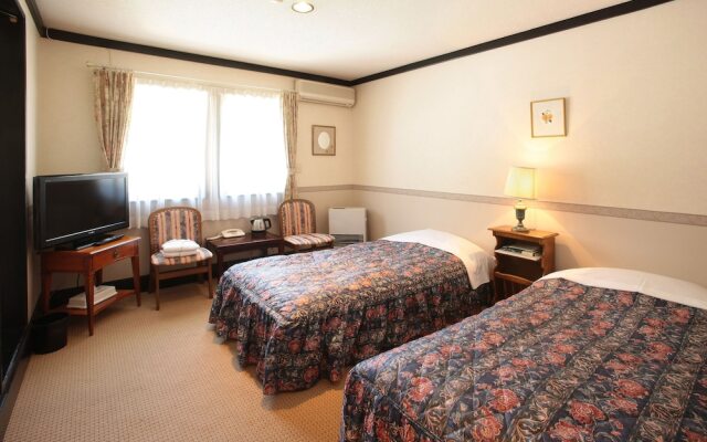 Petit Hotel & Restaurant Old Age