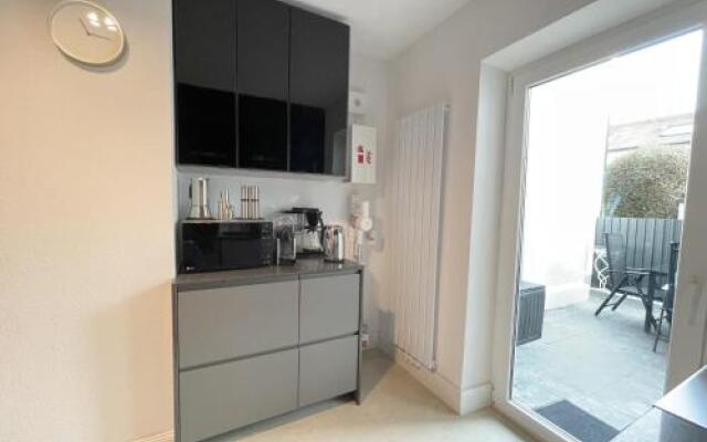 F10 APARTMENT Ulm
