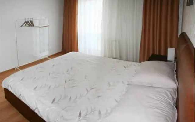 Mini Hotel on Tatisheva