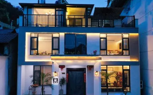 Yuxiu Yueting Homestay (Xiandu Scenic Area)