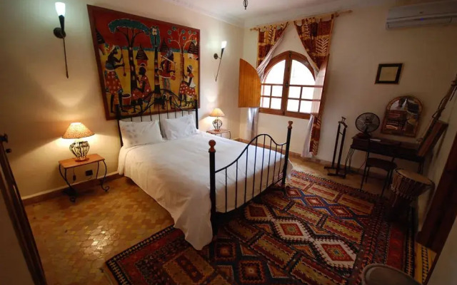 La Villa du Lac- Guest House