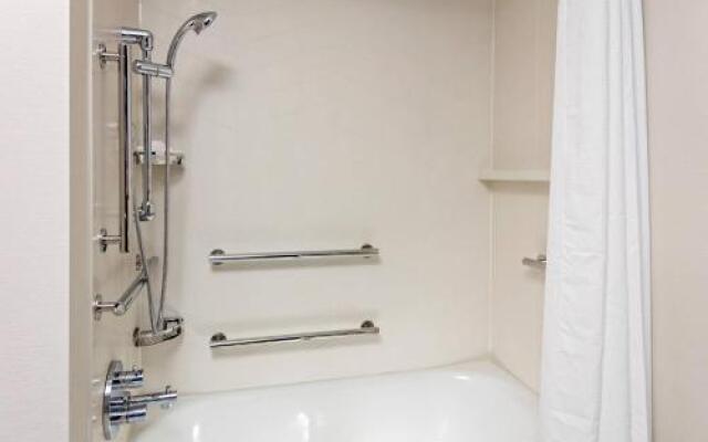 Travelodge Port Clinton Oh