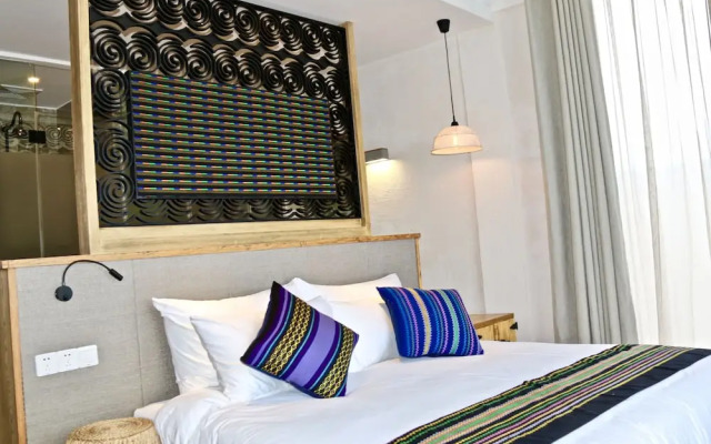 The Twelve Manor•Terraces Lodge