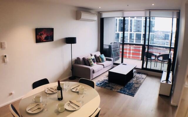 Melbourne CBD Victoria Harbour Short Stay Service Apartments