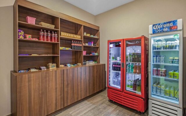 LQ Hotel by La Quinta Aguascalientes