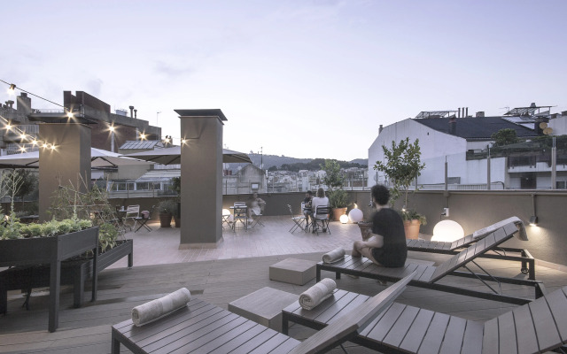 Pol & Grace Hotel