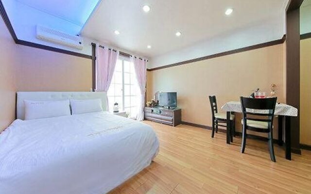 Seongmodosky Port Pension