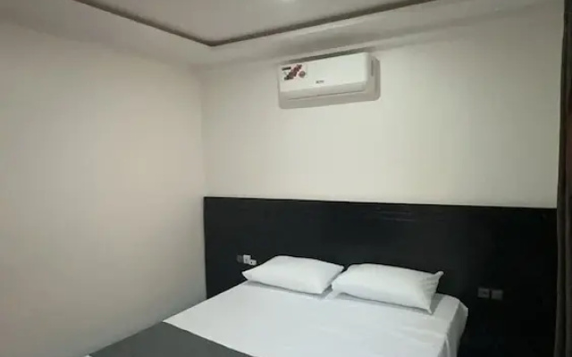 Airport inn Hotel Lome