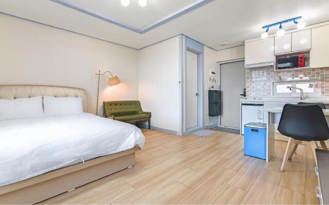 Ganghwa Ecopension&Glamping