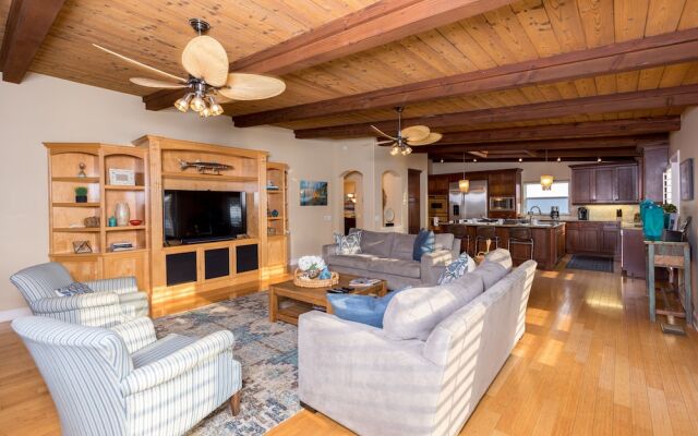 331ngran 4 Bedroom Home