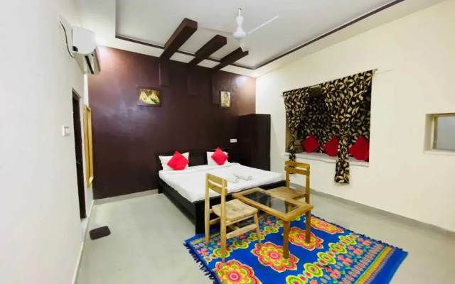 Oyo 702858 Hotel Holiday Trip Haveli