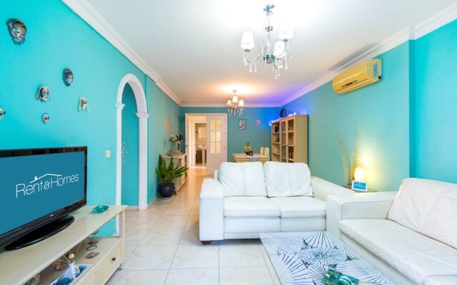 Rentandhomes Los Boliches Blue And Green Apt