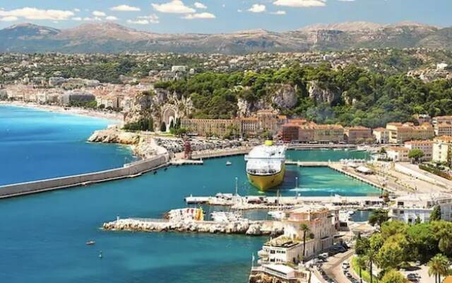 Studio à louer Carré d'Or à Nice