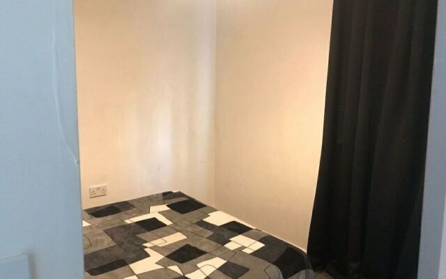 Immaculate 1-bed Apartment in Stoke-on-trent