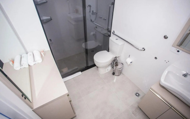 Studio Adaptado com Ar Condicionado - ALL1102