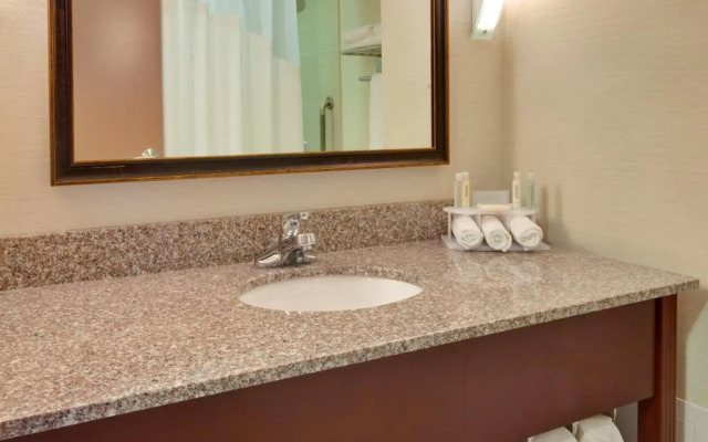 Holiday Inn Express Hotel & Suites Brockville by IHG