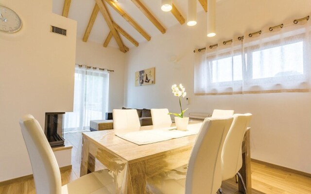 Awesome Home in Sisan With Wifi and 2 Bedrooms