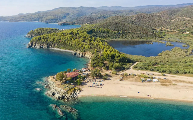 Eco Green Residences & Suites