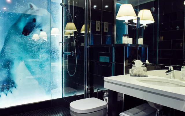 Arctic Light Hotel