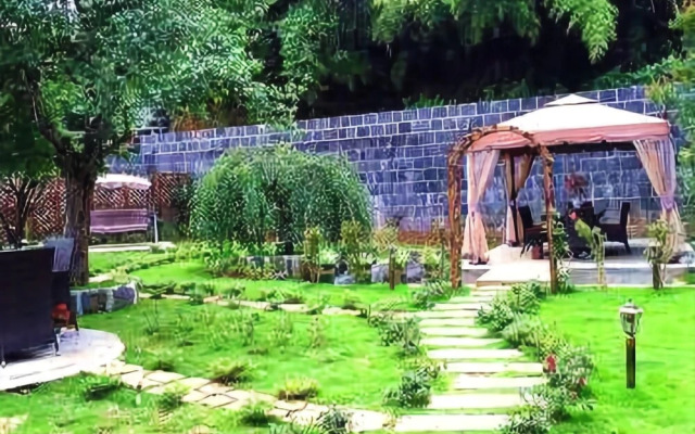 Yishanjun Garden Inn