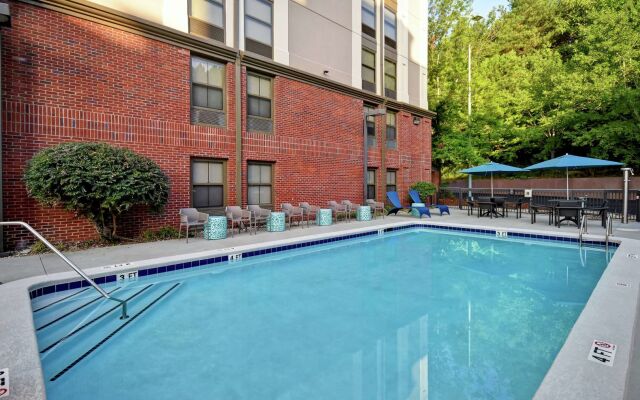 Hampton Inn Atlanta-Mall Of Georgia