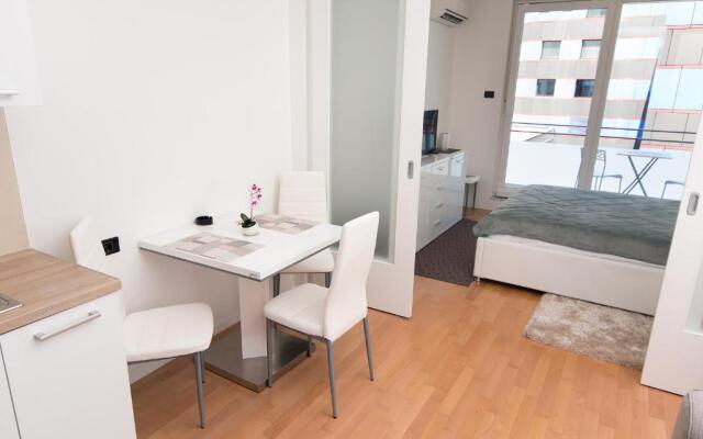 Studio Apartman Bella