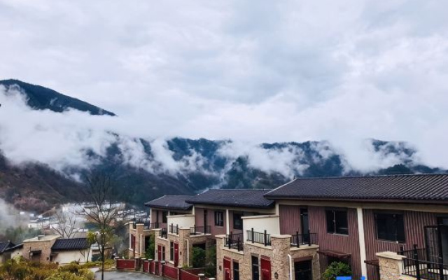 Longjiangping Yangsheng Apartment