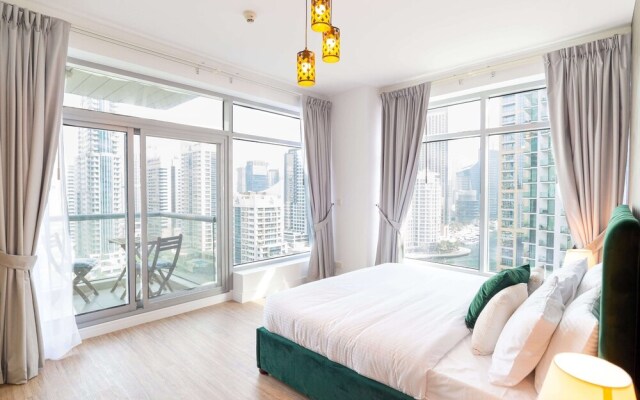 Luxurious 2BR apartment in Dubai Marina