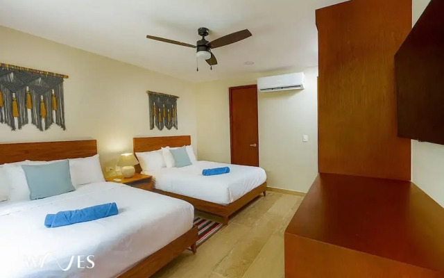 2 Br Roof w Infinity Pool Jacuzzi Spacious
