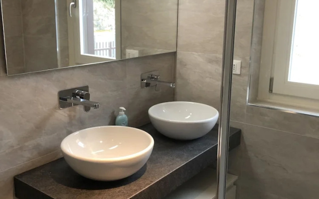 Remarkable 4-bed Villa in Bellano