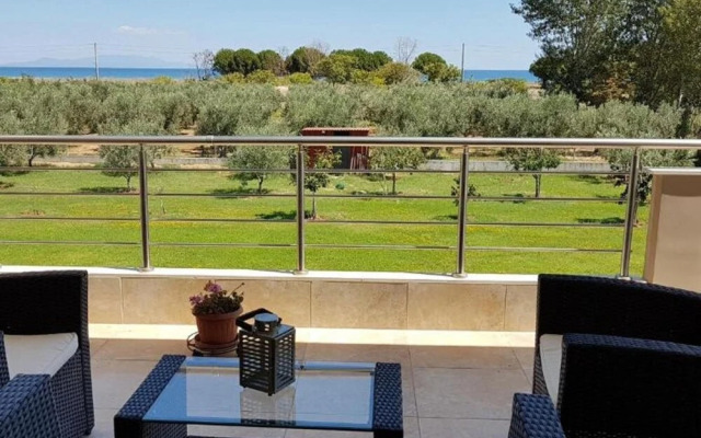 Villa Iris 2 By Travelpro Services