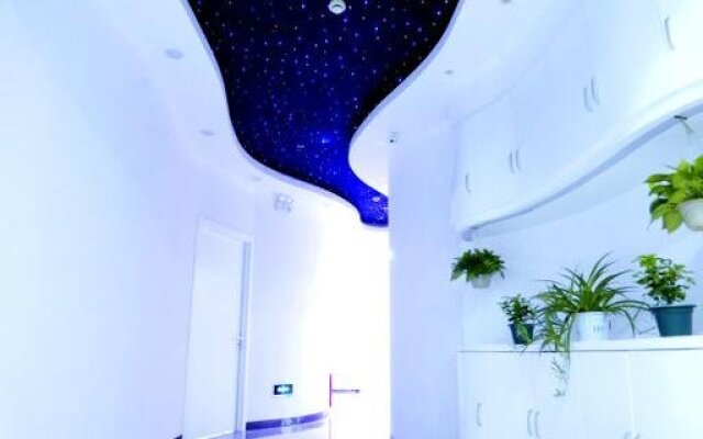 Wonderful House Capsule Hostel