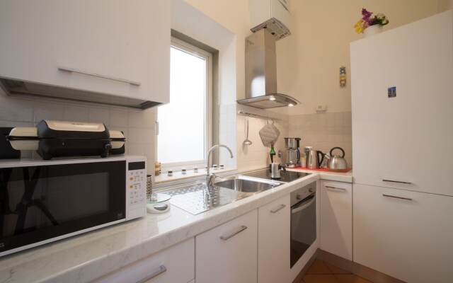 Speziali 1 B - Keys Of Italy