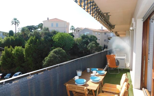 T2 Les Arènes centre-ville climatisé