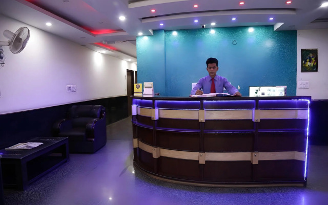 ADB Rooms Hotel Noratan Palace