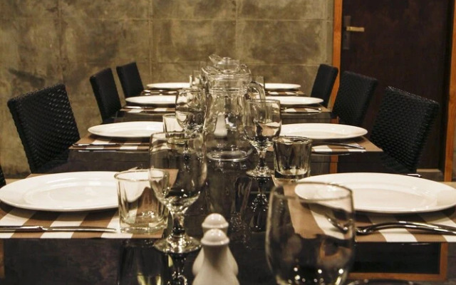 Huvan Inn