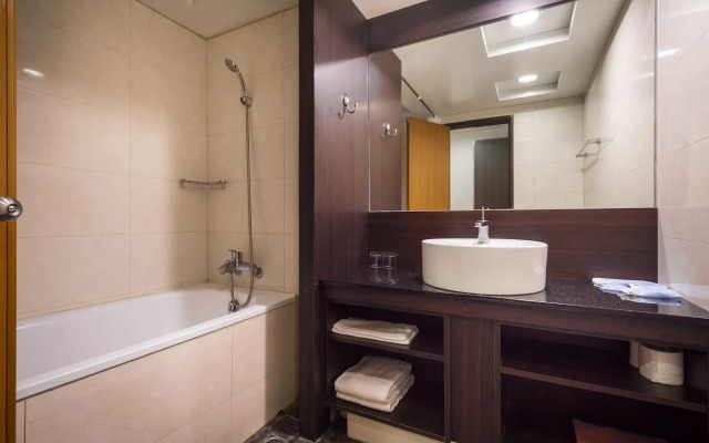 Twinstar Hotel