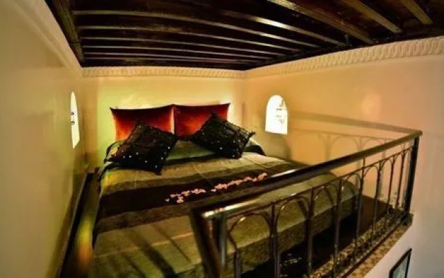 Riad Bleu Topaze
