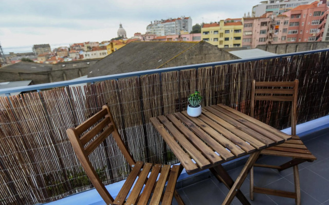 Enjoy Lisbon Graça 2