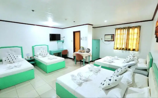 The DYNASTY COURT Hotel