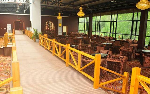 Huashuiwan No. 1 Hot Spring Hotel