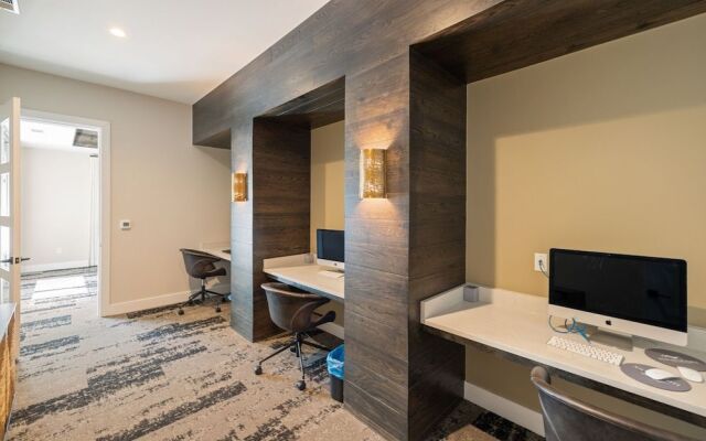 Kasa Southeast-Airport Austin